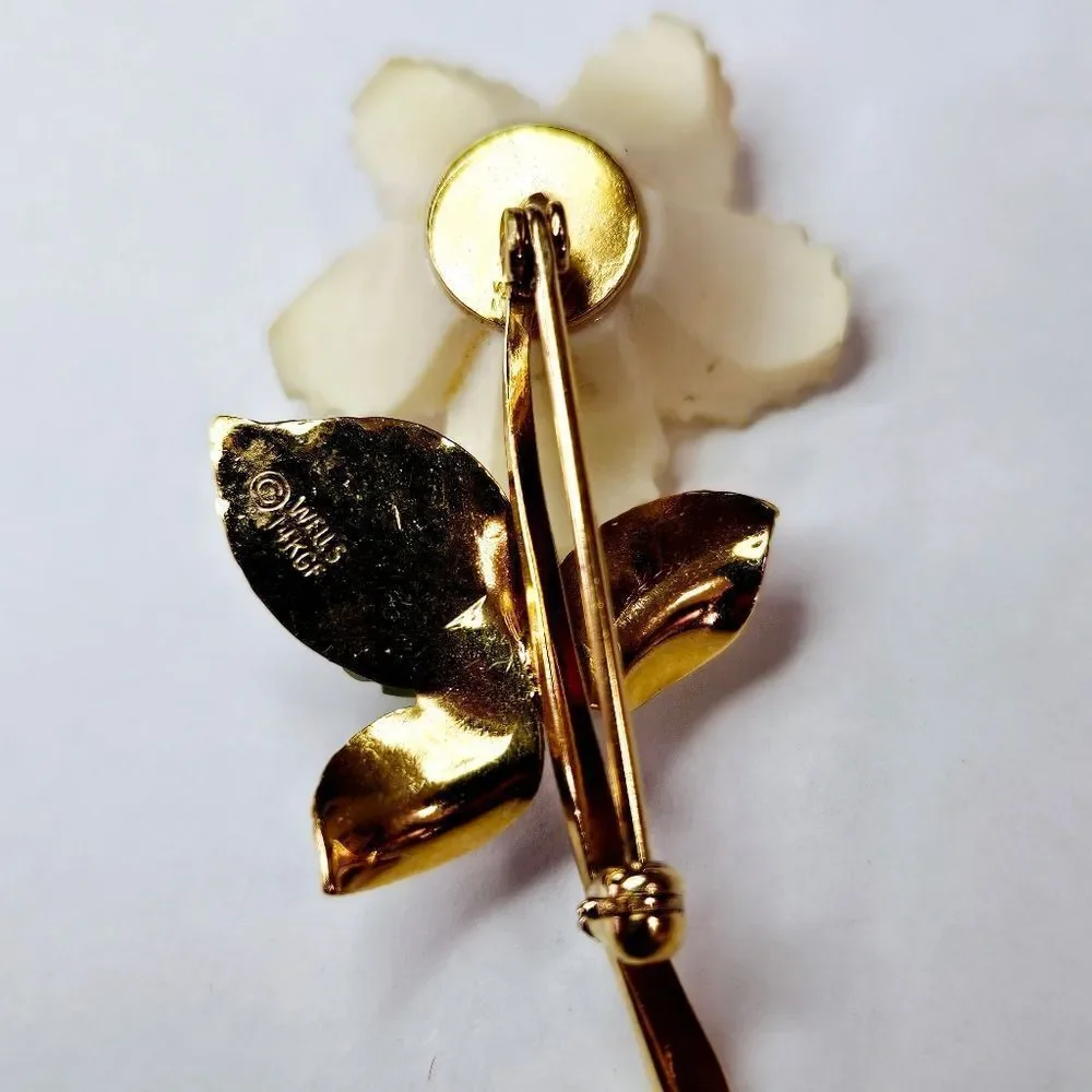 Vintage Wells Signed 14K Gold Filled Textured Cream Celluloid Flower Brooch Pin
